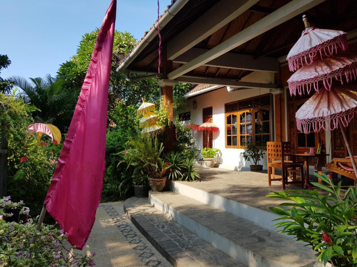 Villa Lumbalumba Lovina Exterior foto